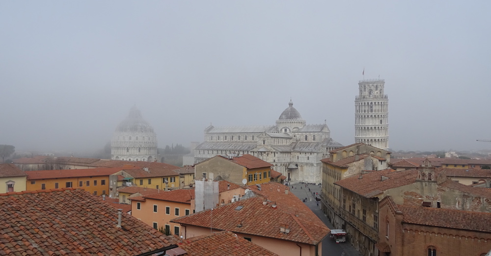 nebbia a Pisa